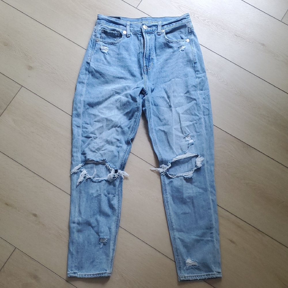 American Eagle Outfitters Light Blue Boyfriend Jeans